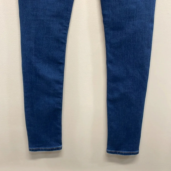 Express Jeans Mid Rise Supersoft Legging 2 - Picture 6 of 15